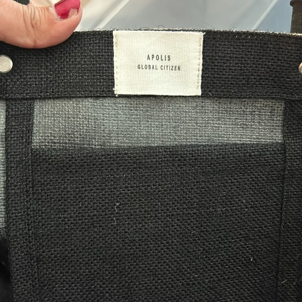 Tote - Picture 8 of 12